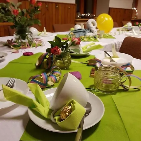 بيت شباب Teichcamp Grosshartmannsdorf